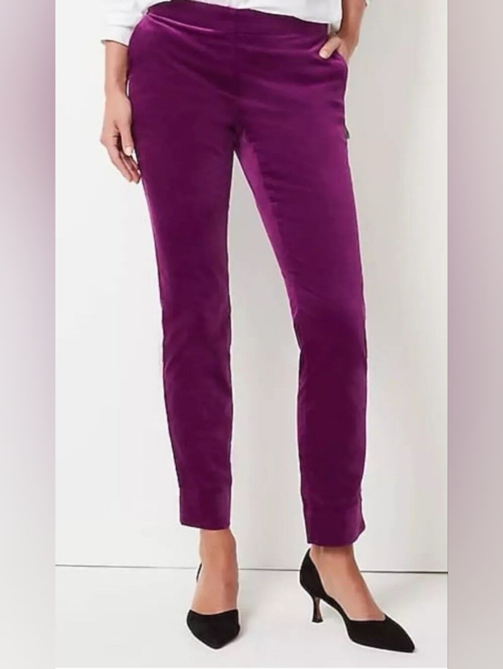 ๐๏ธ J. Jill Velveteen Stretch Slim Leg Trouser in Sugarbeet Purple - Picture 2 of 13